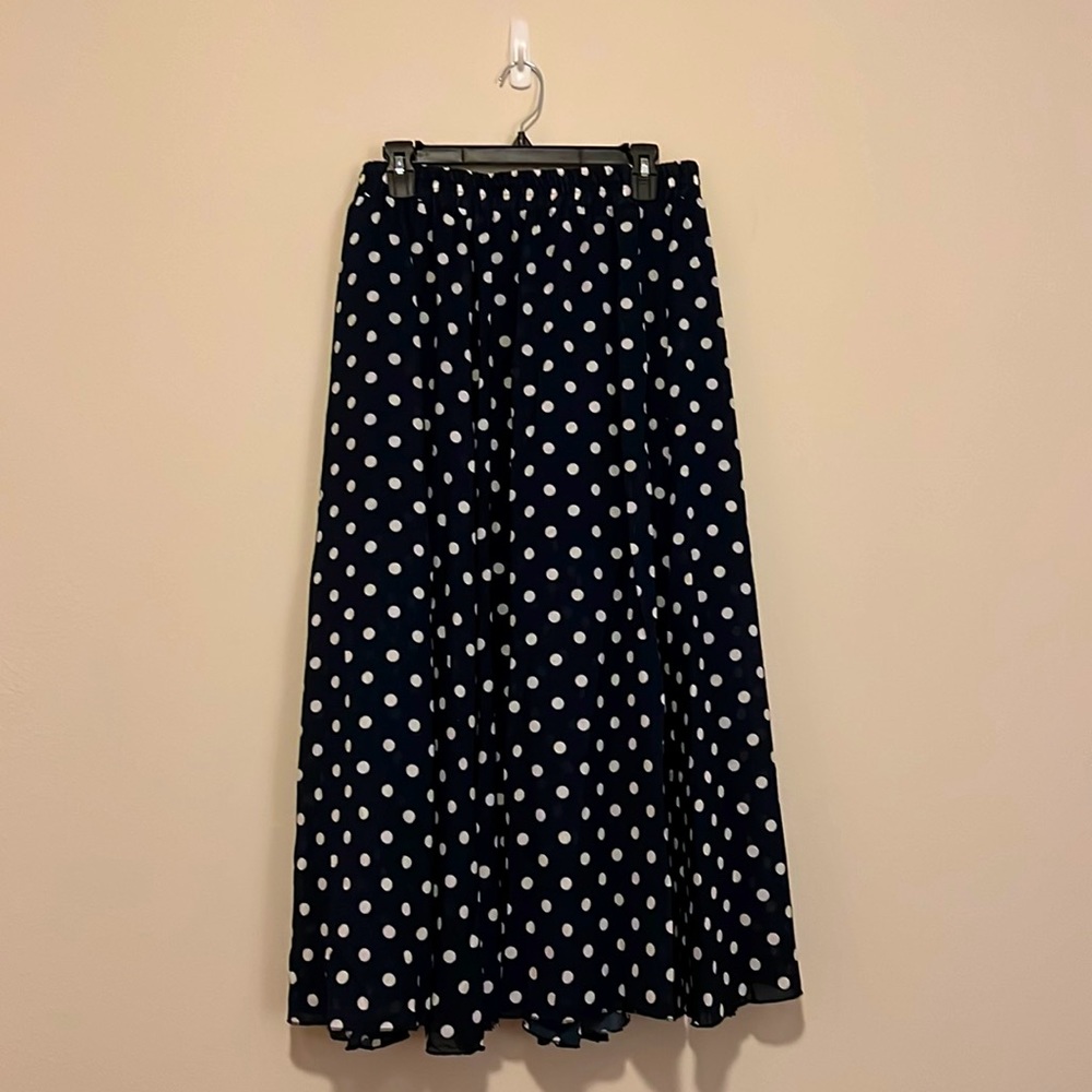 💙 Navy Polka Dot Maxi Skirt With Built-in Slip Sz XL 💙